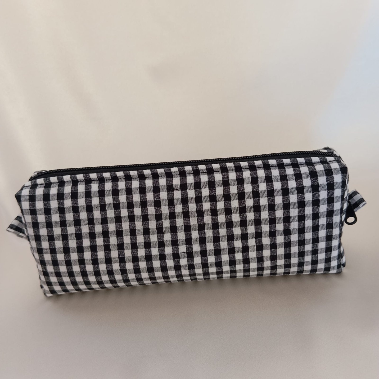 Estuche clásico vichy negro