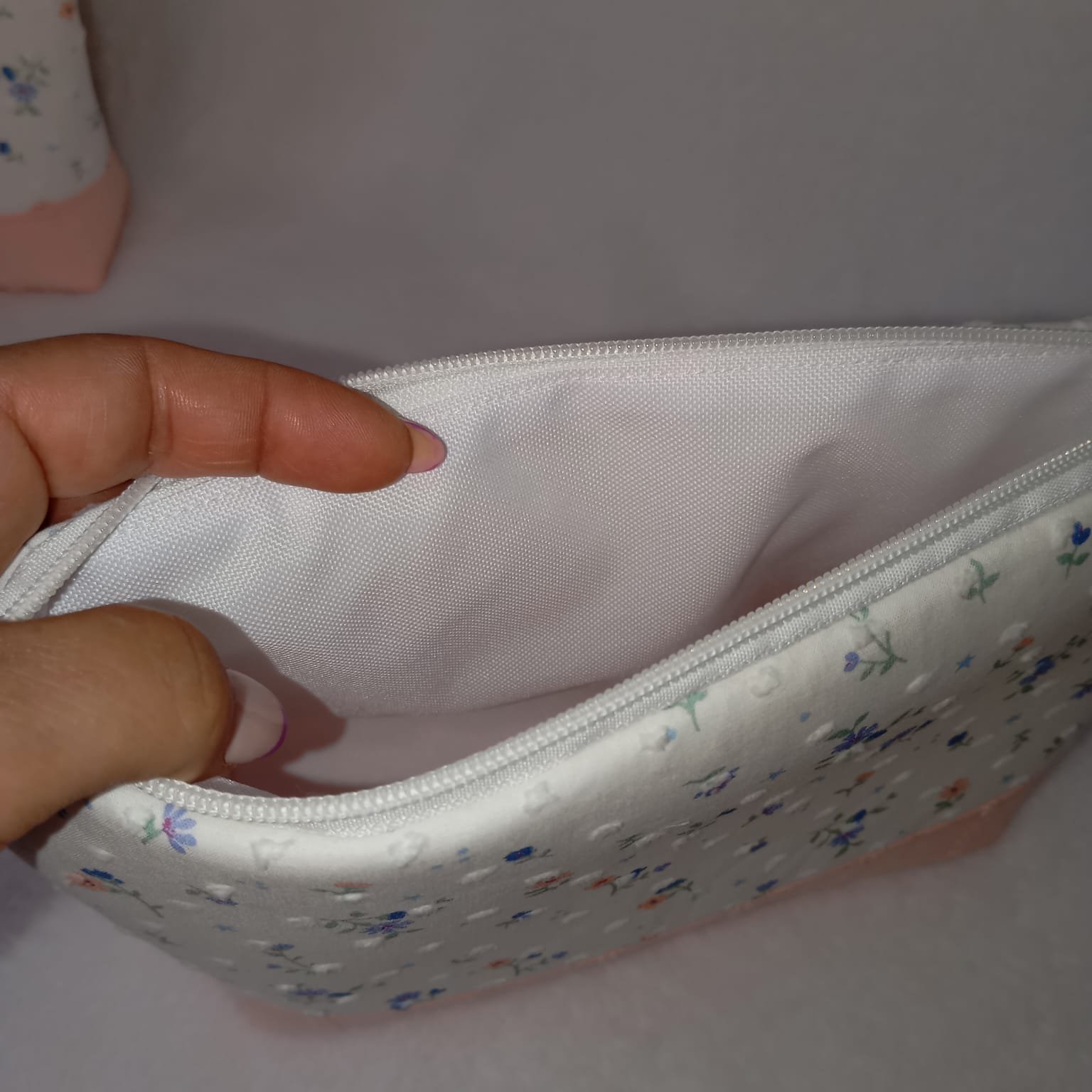 Neceser Miramar, Flores Silvestres