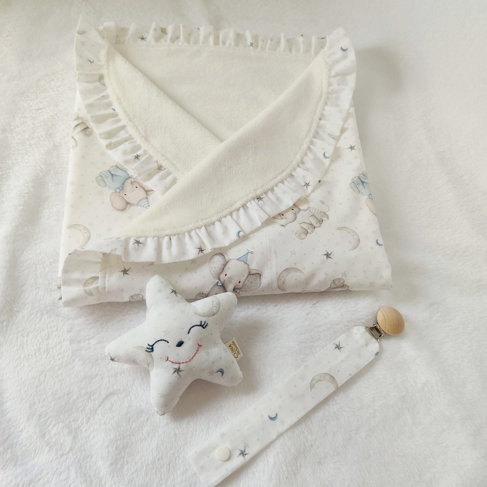 Conjunto Elefante , Lunas y Estrellas